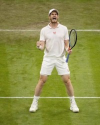 伟德bevictor-张奔斗：金属胯撑足五盘大战 热爱可抵岁月漫长