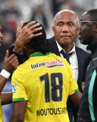 伟德bevictor-法甲奇谈：杯赛冠军主席堪称奇葩 下属无人不受气